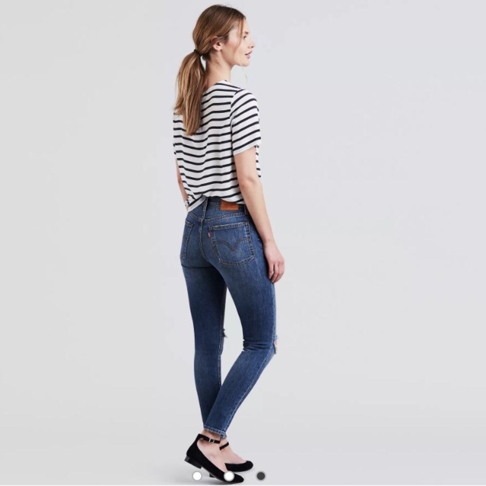 Levi’s wedgie fit skinny jeans size 27